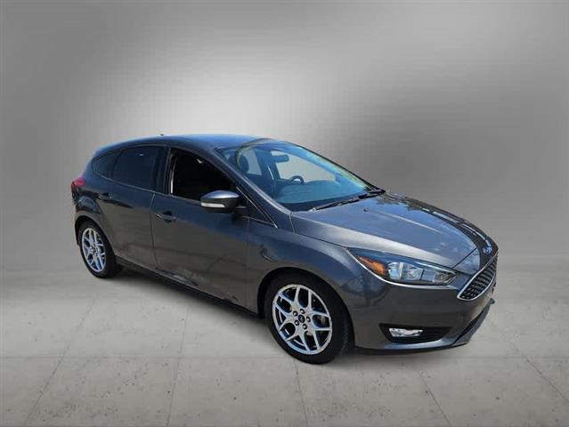 $9999 : Pre-Owned 2015 Ford Focus SE image 2