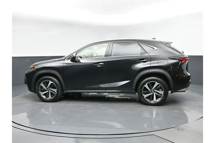 $26652 : Lexus NX 300 2021 AWD 4dr Cr image 4
