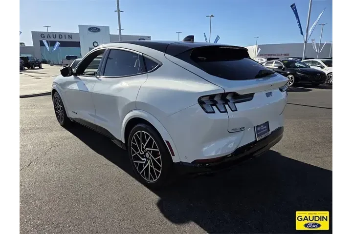 $35000 : Ford Mustang Mach-E 2023 AWD image 5