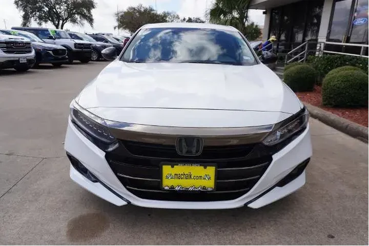$20488 : Honda Accord 2021 Sport Spec image 2