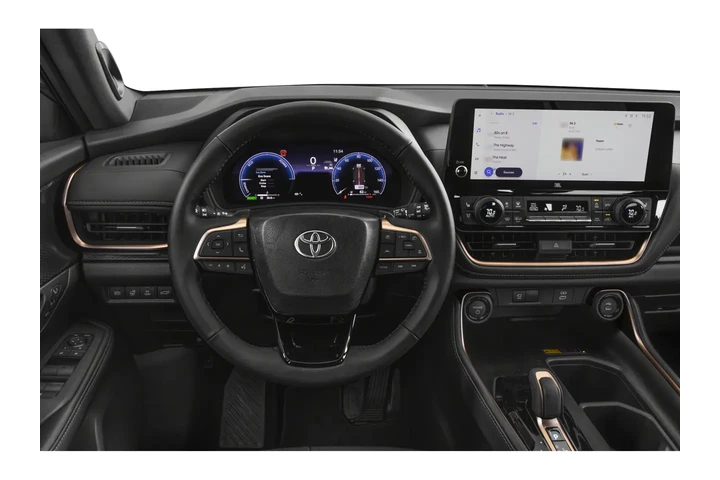 $63990 : 2026 Grand Highlander Hybrid image 4