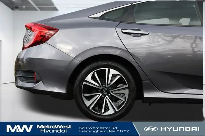 $15998 : Honda Civic 2016 EX-L 4dr Se image 10