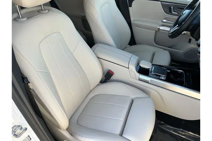 $21688 : Mercedes-Benz GLB 2020 GLB 2 image 10