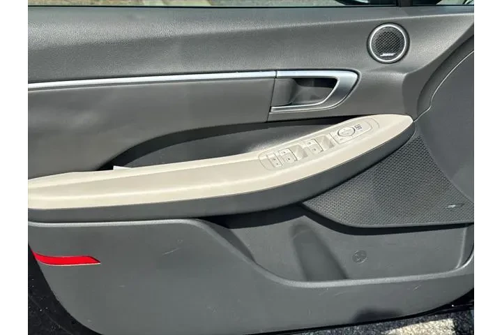 $16799 : Hyundai SONATA Hybrid 2022 S image 10