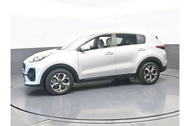 $13199 : Kia Sportage 2022 LX 4dr SUV image 2