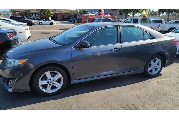 $9995 : 2012 Camry SE image 8