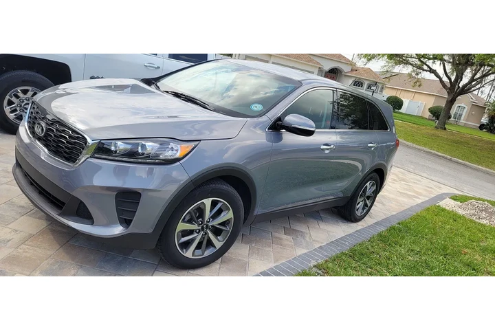 $9500 : 2020 Kia Sorento LX image 2