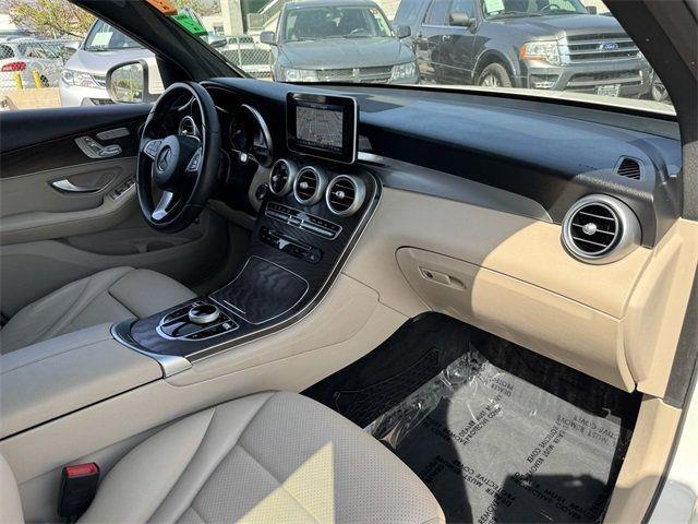 $21997 : 2018 Mercedes-Benz GLC image 5