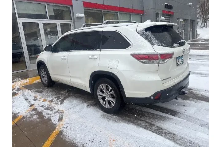 $16997 : Toyota Highlander 2015 XLE 4 image 6