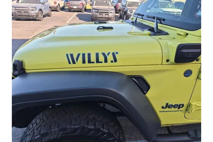 $32988 : Jeep Wrangler 2024 4x4 Willy image 9