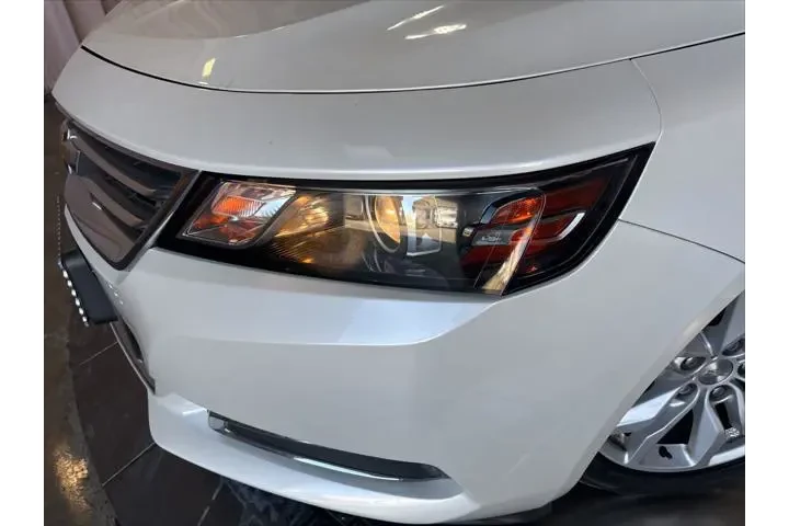 $12777 : Chevrolet Impala 2016 LT 4dr image 9