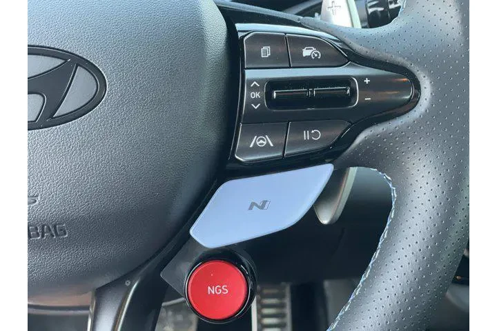 $37190 : Hyundai ELANTRA N 2025 4dr S image 9