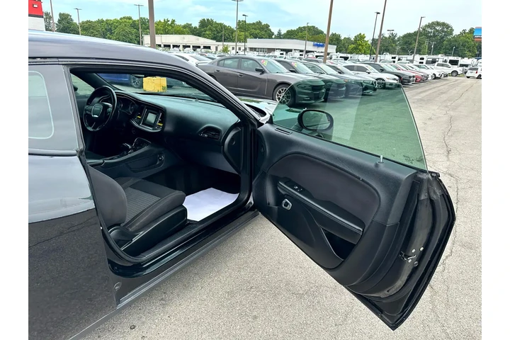 $9980 : 2015 Challenger 2dr Cpe SXT image 8
