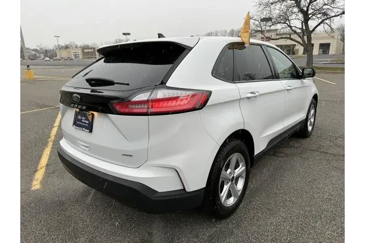 $26875 : Ford Edge 2024 AWD SE 4dr SU image 9