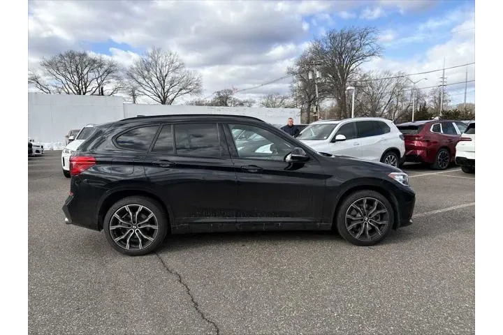 $27943 : BMW X1 2022 AWD xDrive28i 4d image 7
