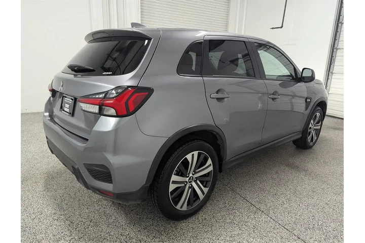 $21997 : Mitsubishi Outlander Sport 2 image 3