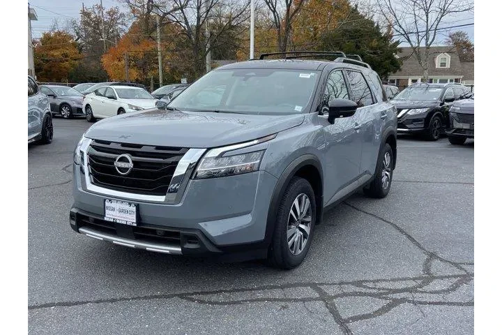 $30995 : Nissan Pathfinder 2024 AWD S image 7