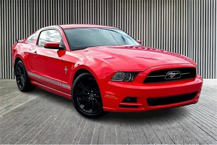 $7000 : Ford Mustang 2013 V6 Premium image 8