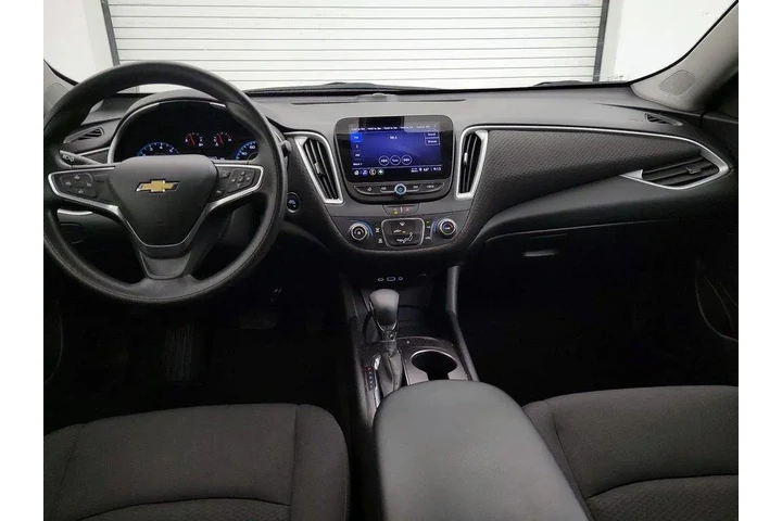 $17998 : Chevrolet Malibu 2022 LS 4dr image 9