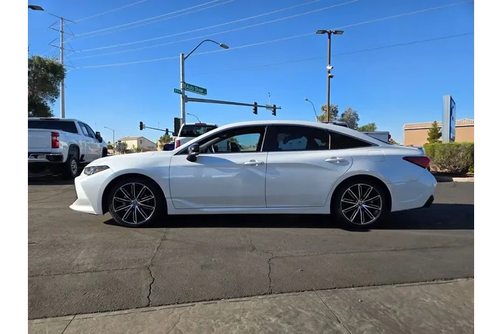 $23991 : Toyota Avalon 2019 XSE 4dr S image 3