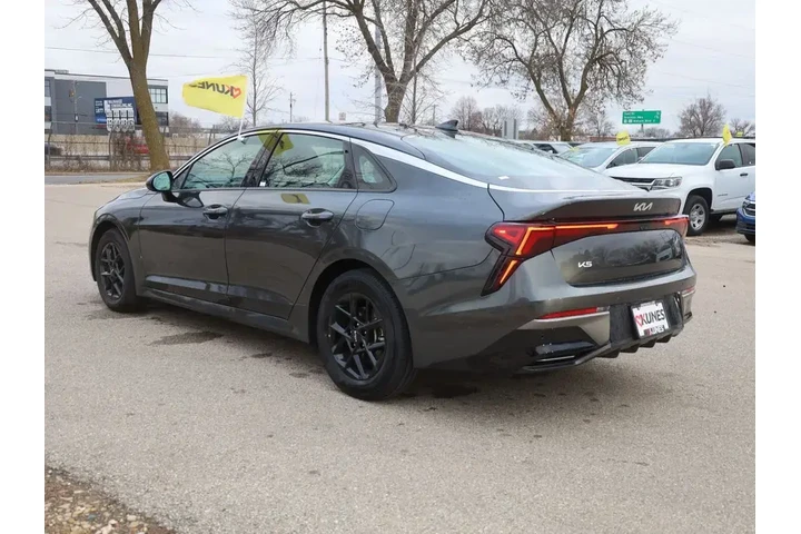 $21977 : Kia K5 2025 LXS 4dr Sedan image 7
