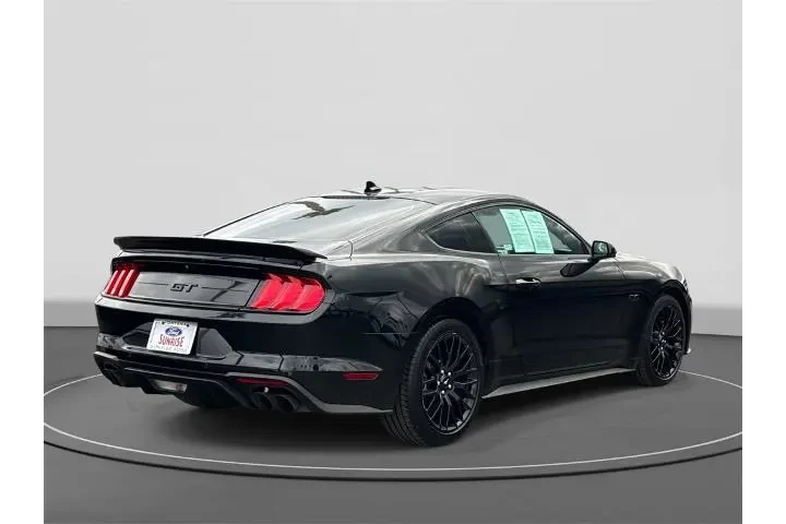 $32900 : Ford Mustang 2021 GT 2dr Fas image 5