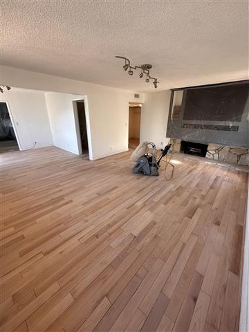 Hardwood floors image 8