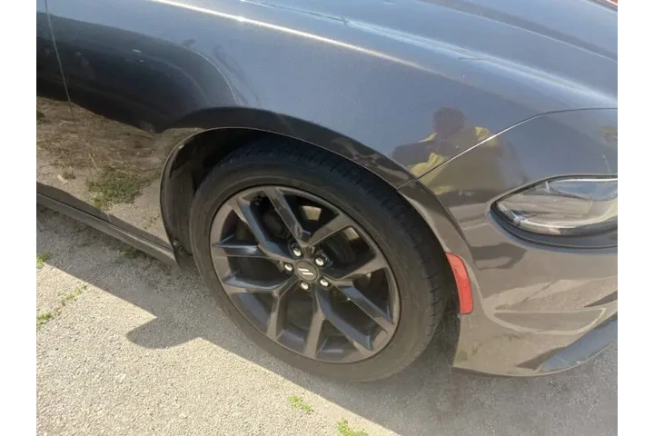 $17900 : 2020 Charger SXT image 3
