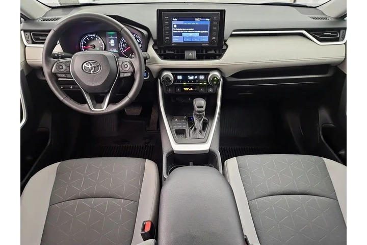 $30998 : Toyota RAV4 2022 AWD XLE 4dr image 9