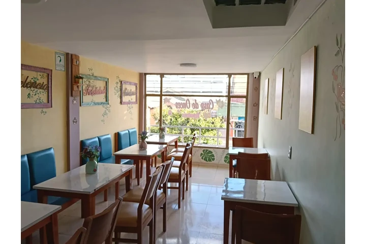 Venta cafe-restaurante. image 5