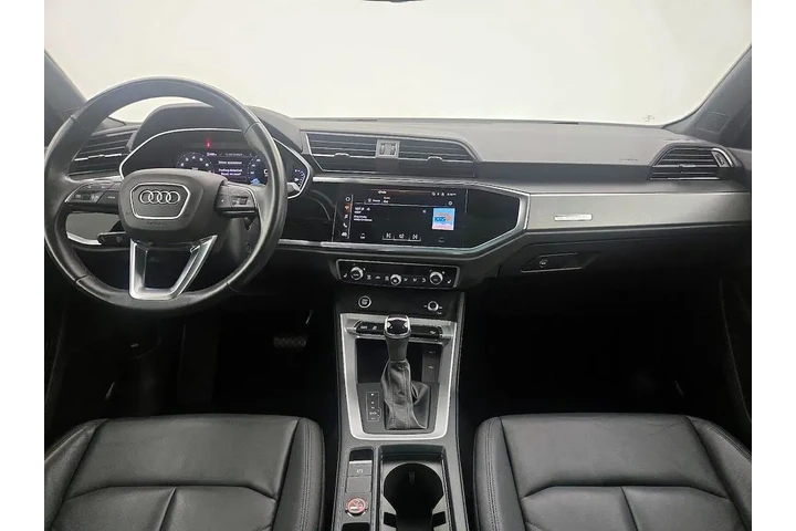 $27998 : Audi Q3 2023 AWD quattro S l image 9