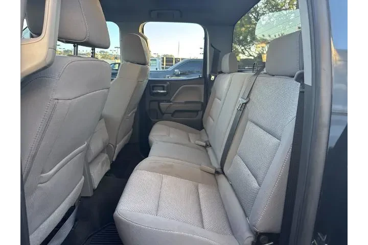 $16000 : Chevrolet Silverado 1500 201 image 10