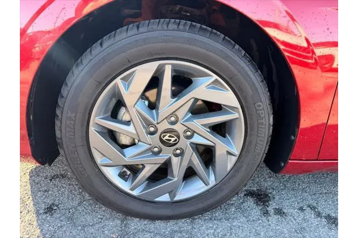 $18500 : Hyundai ELANTRA 2024 SEL 4dr image 10
