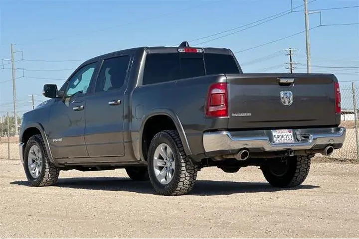 $35700 : Ram 1500 2022 4x2 Laramie 4d image 7