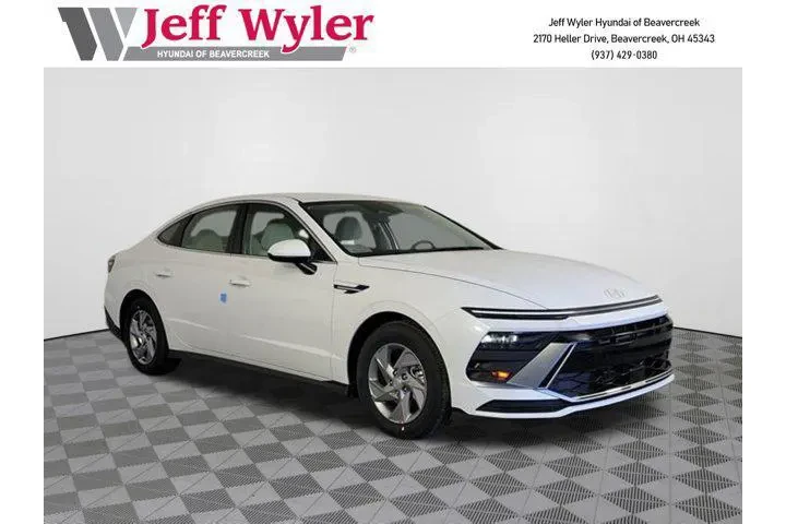 $28030 : Hyundai SONATA 2025 SE 4dr S image 1