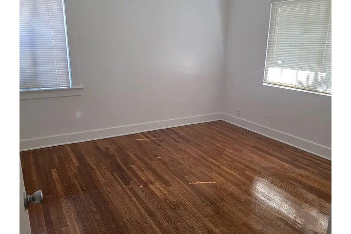 $2990 : Single Family Home Available image 2