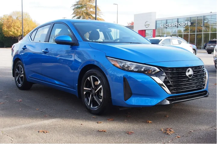 $20387 : Nissan Sentra 2025 SV 4dr Se image 1