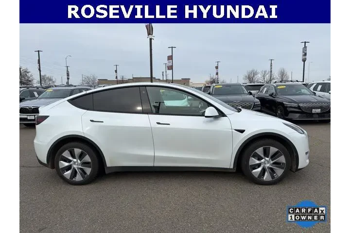 $29991 : Tesla Model Y 2023 AWD Long image 4