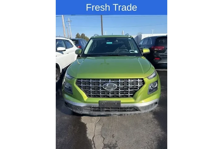 $14617 : Hyundai VENUE 2023 SEL 4dr C image 1