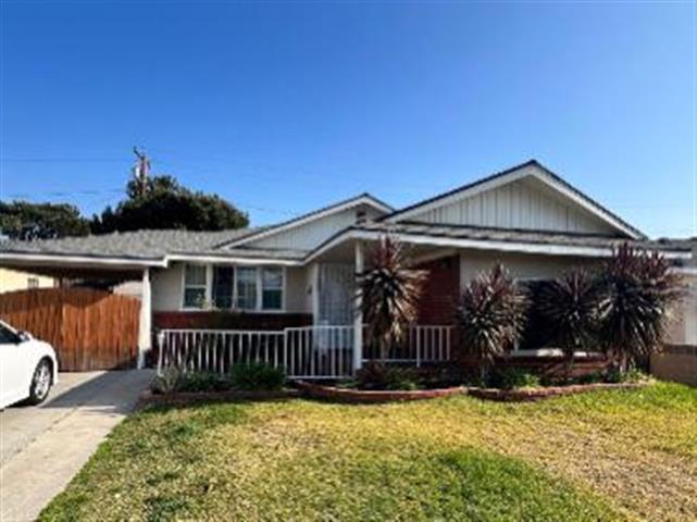 $1700 : Downey -Single Family Home image 1