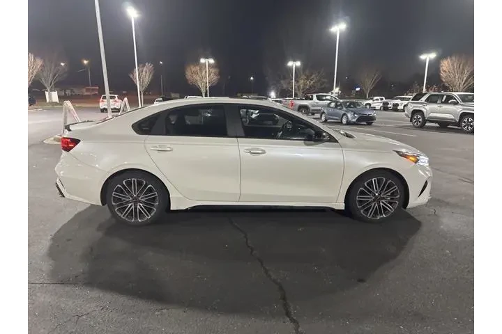 $22695 : Kia Forte 2023 GT 4dr Sedan image 2