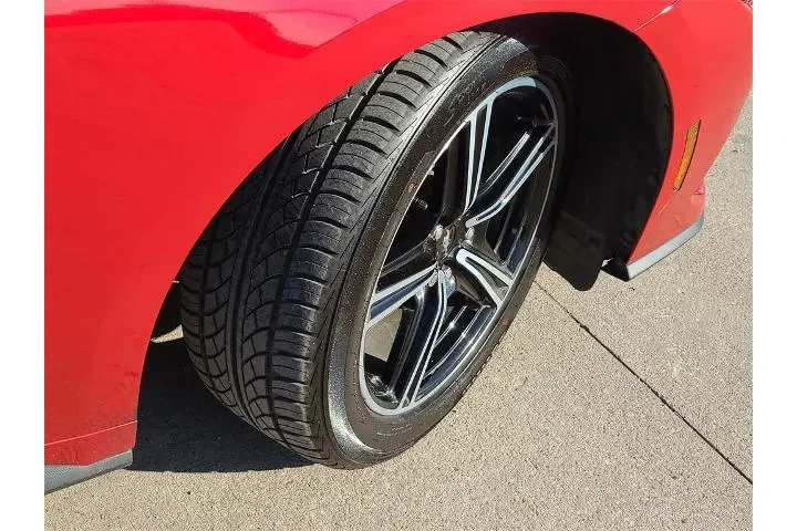 $27837 : Ford Mustang 2024 EcoBoost 2 image 7