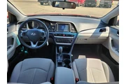 $12975 : 2019 Sonata SE thumbnail