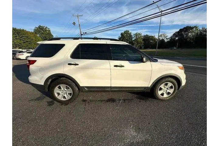$7495 : Ford Explorer 2013 Base 4dr image 3