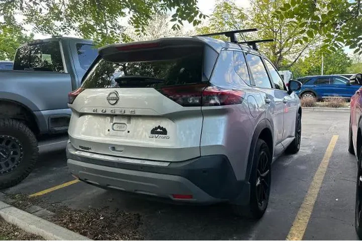 $23995 : Nissan Rogue 2023 AWD SV 4dr image 4