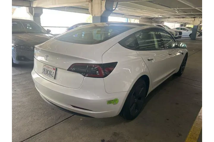 $25995 : Tesla Model 3 2023 4dr Sedan image 2