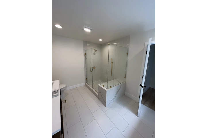 Elite Glasswork Co. image 8