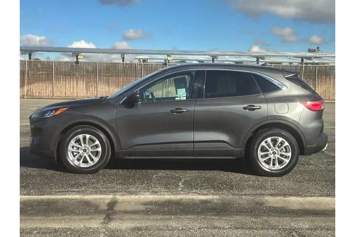 $15410 : Ford Escape 2020 SE 4dr SUV image 6