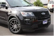 $22042 : Ford Explorer 2019 AWD Sport thumbnail
