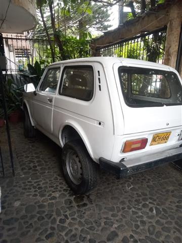 $15000000 : VENDO CAMPERO LADA 2021 image 1